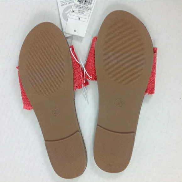 Universal Thread Red Slide Sandals Luciana - Picture 3 of 3